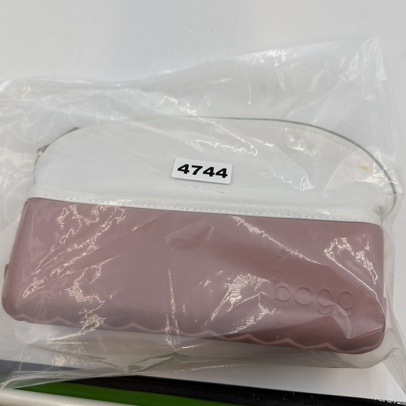 Bogg Bag Cosmetic Bag /Beauty and the Bogg / Pink MAUVE WATERPROOF - Picture 7 of 7